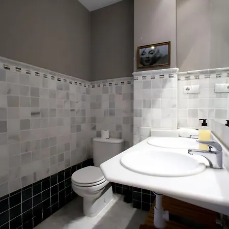 Ferienwohnung Valencia Centro. Wifi/Aacc Jacuzzi Exterior foto