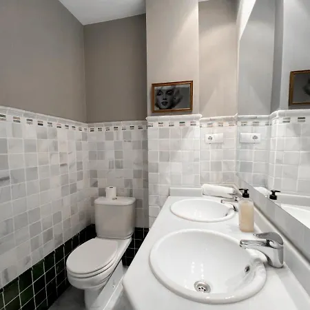 Ferienwohnung Valencia Centro. Wifi/Aacc Jacuzzi Exterior foto